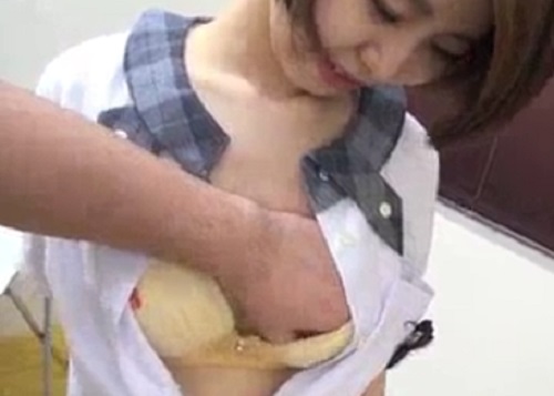 หนังเอ็กส์สาวน้อยหน้ารักแอบเอาหีมาแลกเกรดเย็ดกับครู