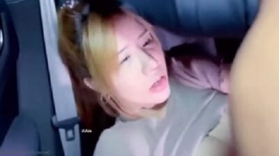 น้องฟูจิ fuji_chan นั้งแกร็บแล้วลืมกระเป๋าตัง เจอคนขับเป็นแฟนคลับตัวยง ย้ายไปเบาะหลังโม๊กควยจับเย็ดแรกค่าโดยสาร