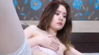 สาวสุดสวยดีกรีนางแบบเงี่ยนขึ้นมาเลยนั่งเกี่ยวเบ็ดโชว์เวบแคมต่อหน้าแฟนคลับ