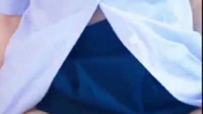 น้องหมวยขย่มควยเย็ดสดคาชุดนักเรียนหลังเลิกเรียนตอนพ่อแม่ไม่อยู่บ้าน น้ำเงี่ยนหีเยิ้มอาบควย