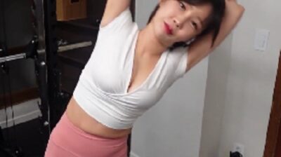 สาวไฮโซแอบแซ่บกัยเทรนเนอร์ส่วนตัว จับตัวพลาดเครื่องออกกำลังกายxxx เย็ดไม่หยุดเพราะหีตอดสู้ควย